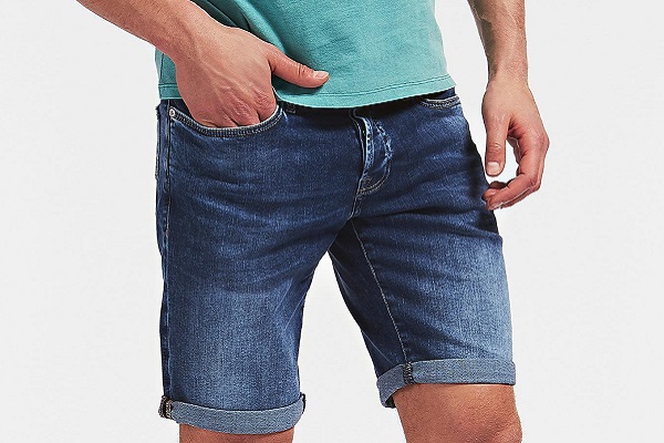 Moderne muške kratke traper hlače